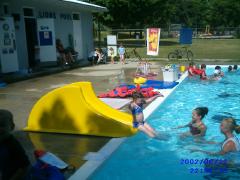 Saturday June 22, 2002 22:56 - swimming lessons in caladonia 009.jpg